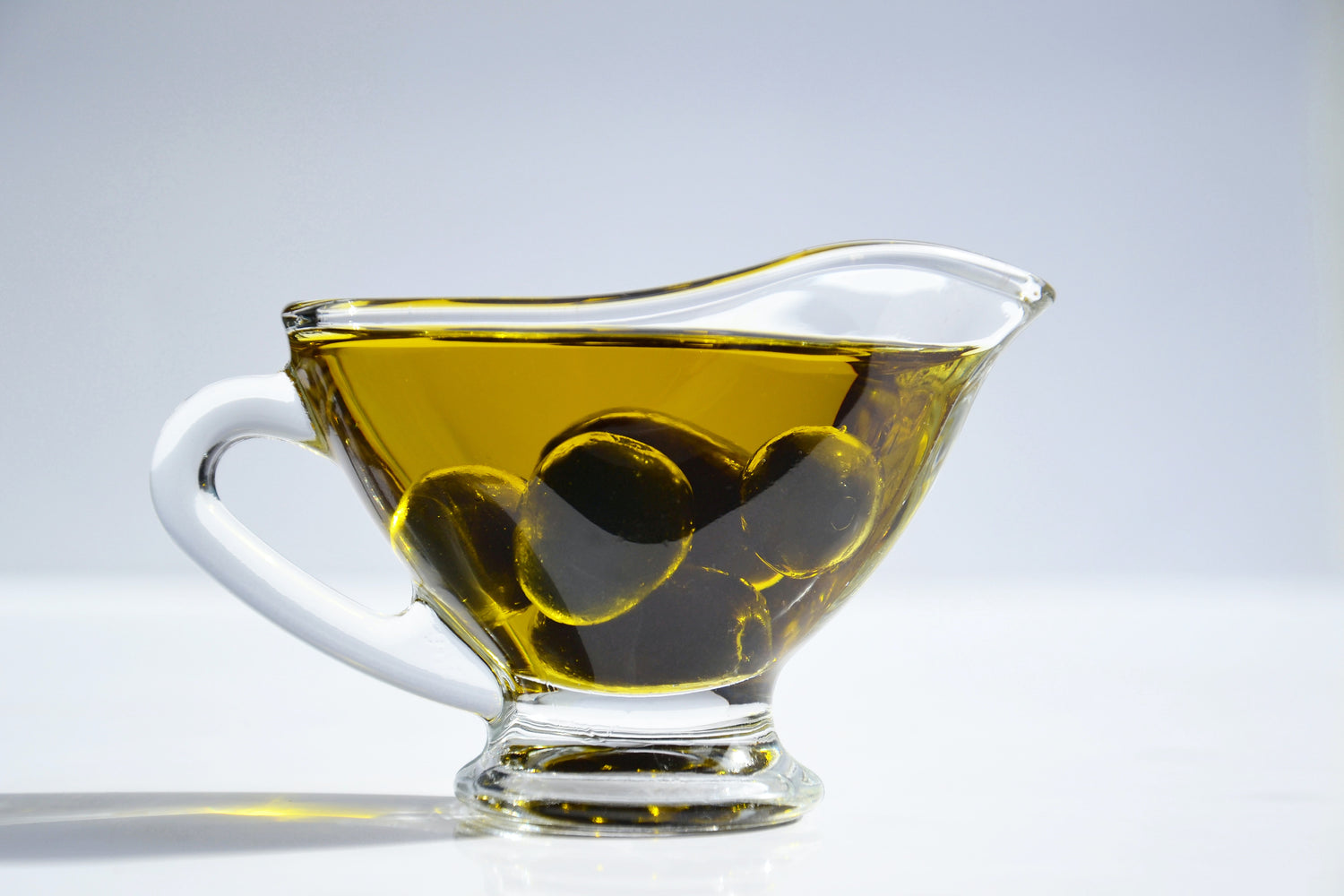 Comment reconnaître une huile d'olive de qualité, bienfaits de l'huile d'olive